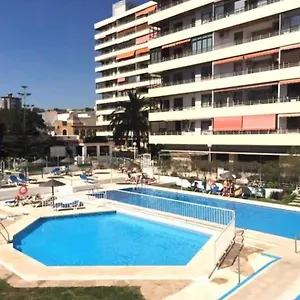 Central 2 Bed In La Nogalera Apartamento Torremolinos